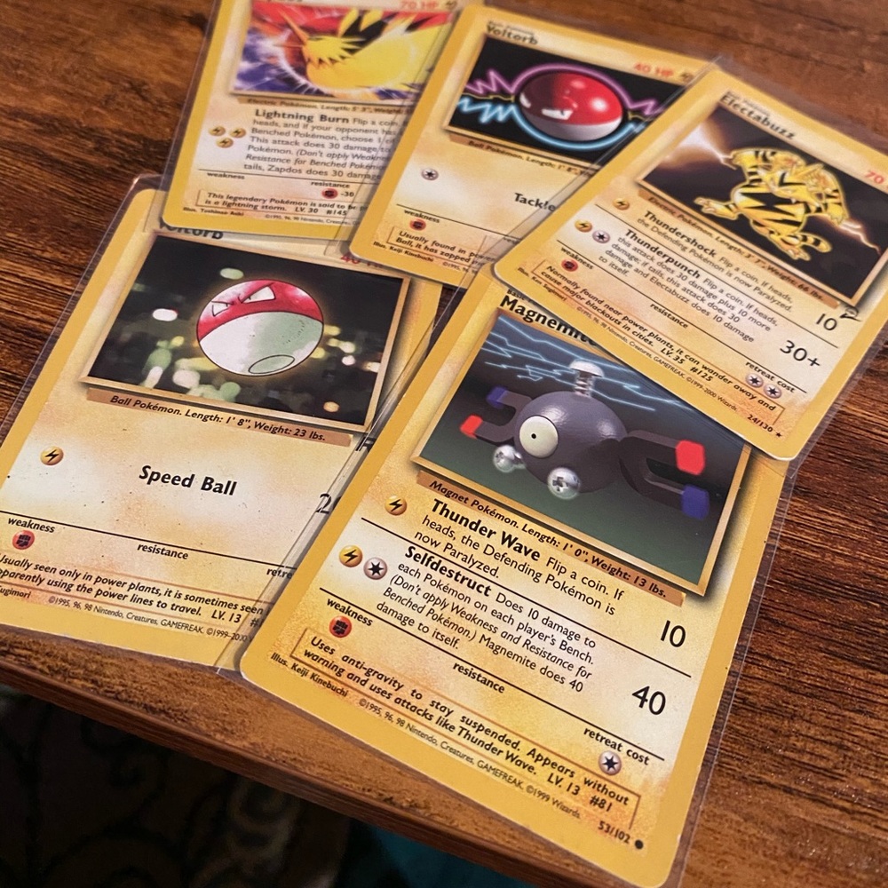 Base Set 99 Pokémon, Ultra Rare Zappos Promo